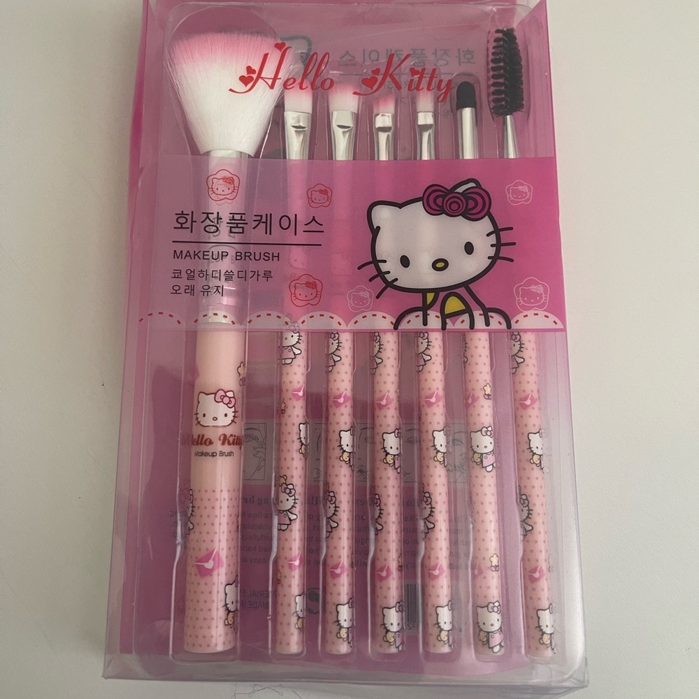 Hello kitty brushes